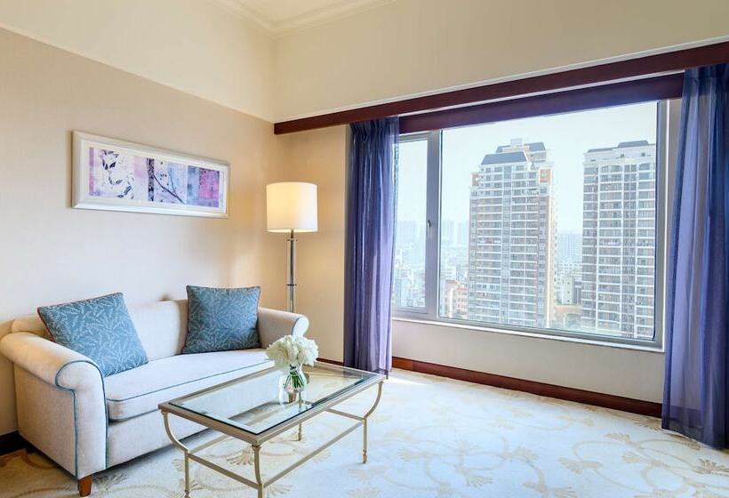 Номер Deluxe Вид на Море, Shangrila Beihai