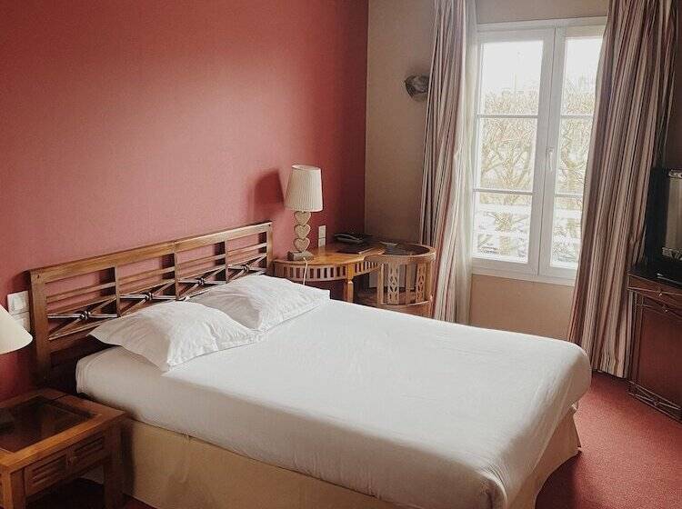 Номер Стандарт Индивидуальный, Alfred Hotels Compiègne