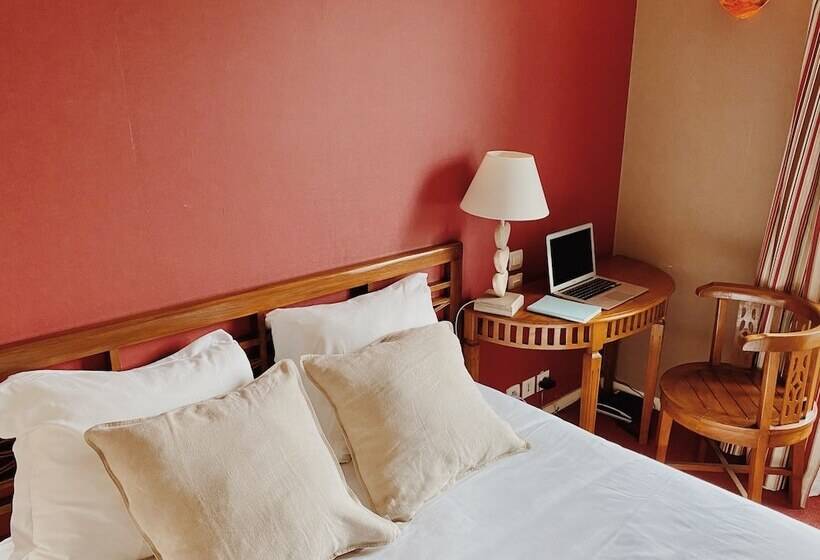 Номер Стандарт Индивидуальный, Alfred Hotels Compiègne