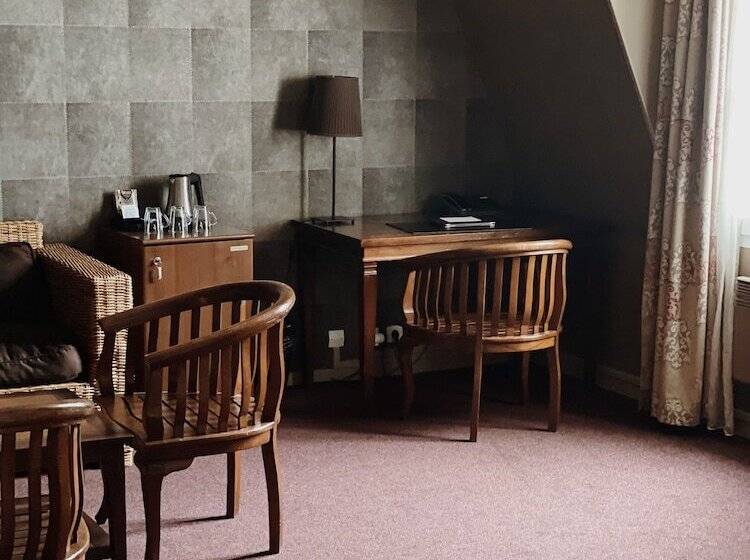 Номер Комфорт, Alfred Hotels Compiègne