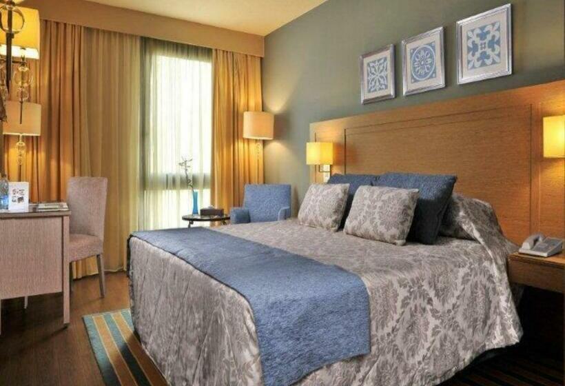 اتاق لوکس با چشم‌انداز باغ, Le Passage Cairo Hotel & Casino