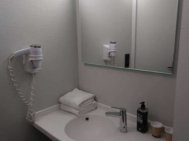 Номер Стандарт, Ibis Creilsuroise