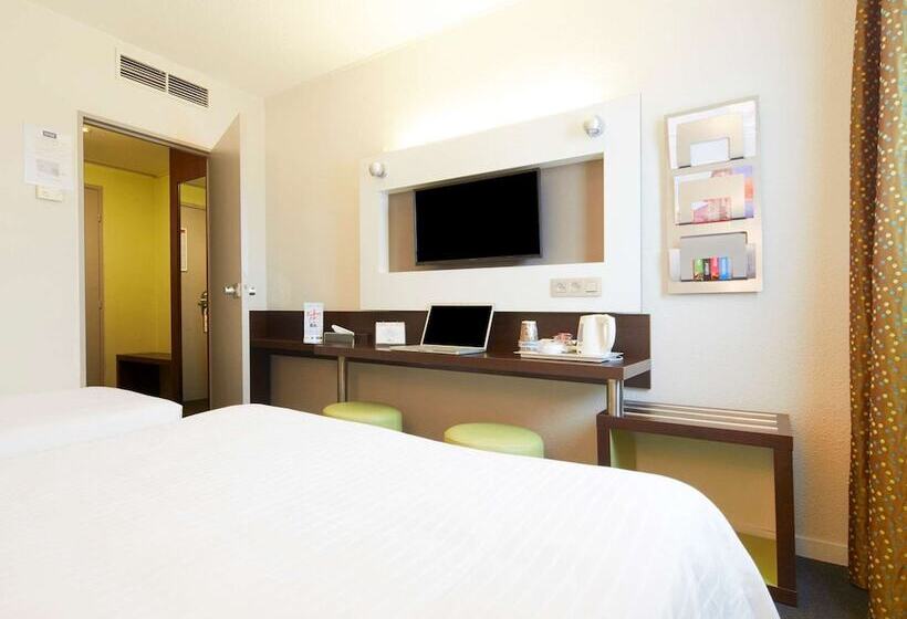 Номер Стандарт Двуспальная Кровать, Kyriad Hôtel Orly Aéroport   Athis Mons