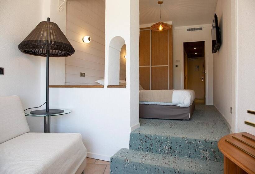 Номер Стандарт с Террасой, Grand Hôtel Du Lido