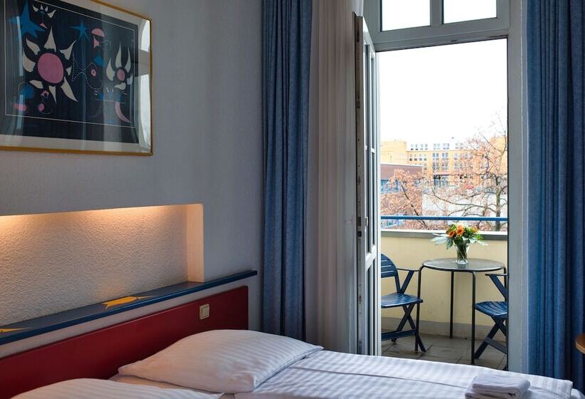 اتاق استاندارد سه نفره, Art Hotel Charlottenburger Hof Berlin