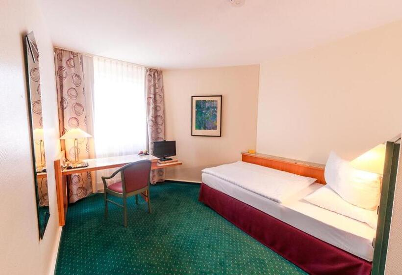 Номер Стандарт Индивидуальный, Plaza Hotel Blankenburg Ditzingen, Sure Hotel Collection