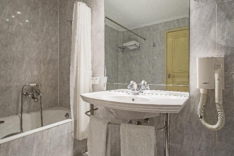 Номер Стандарт, Airotel Stratos Vassilikos