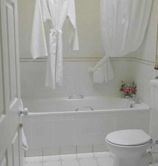 Полулюкс, Aherne S Townhouse Hotel And Seafood Restaurant
