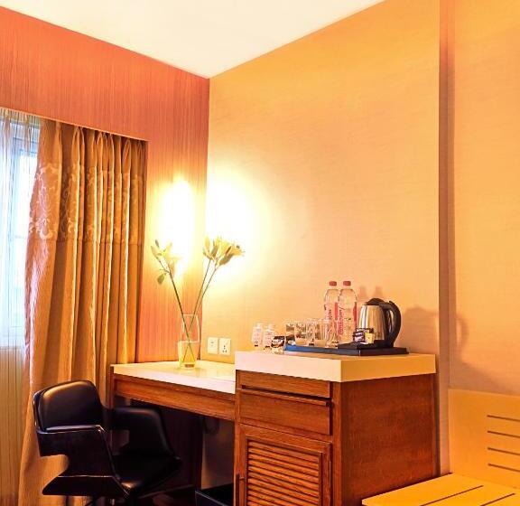 Deluxe Room, Bawa International