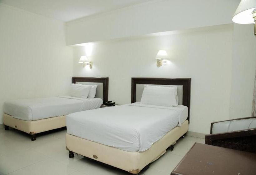 디럭스 룸, Grand Inna Medan