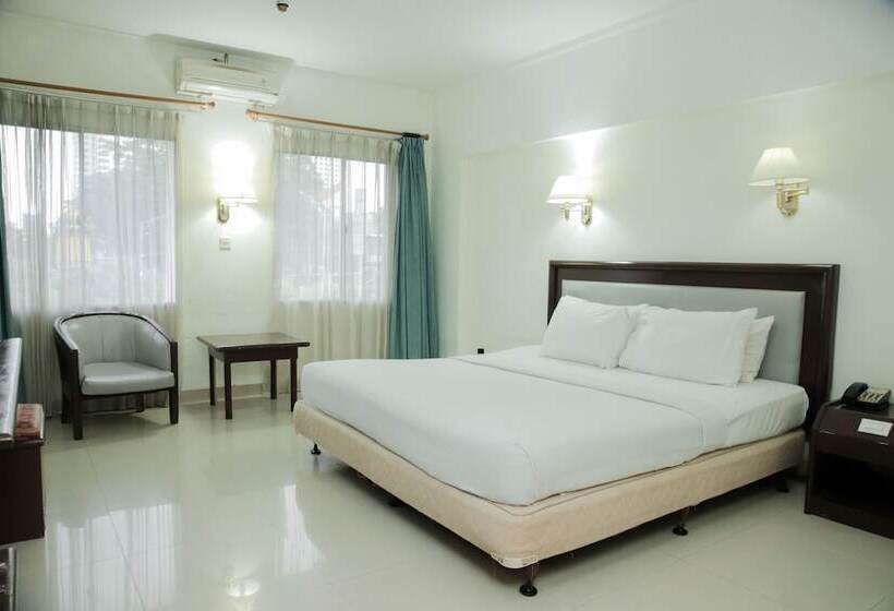 Quarto Deluxe, Grand Inna Medan