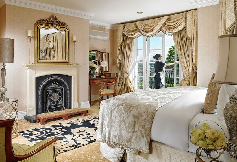 수피리어 룸, Hayfield Manor