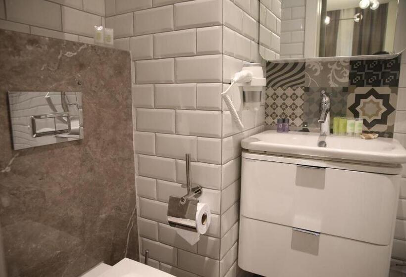 חדר אקונומי, Roomers Nisantasi
