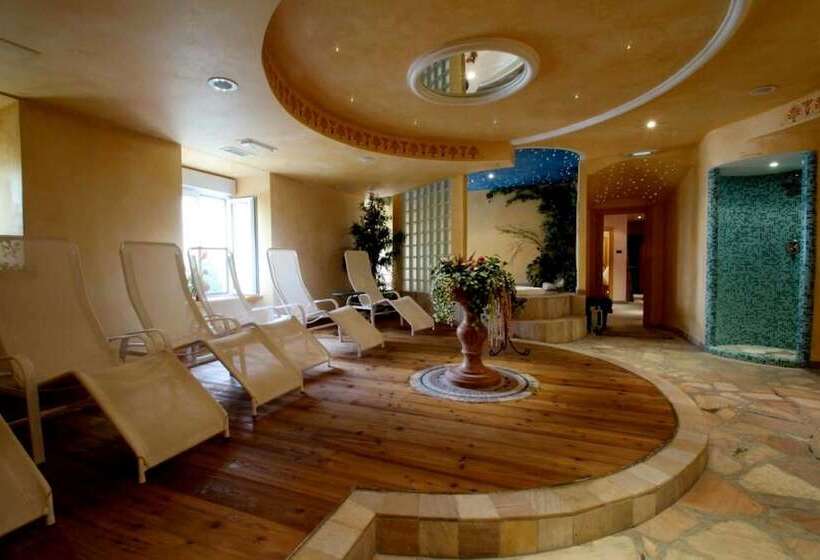اتاق استاندارد, Grande Albergo