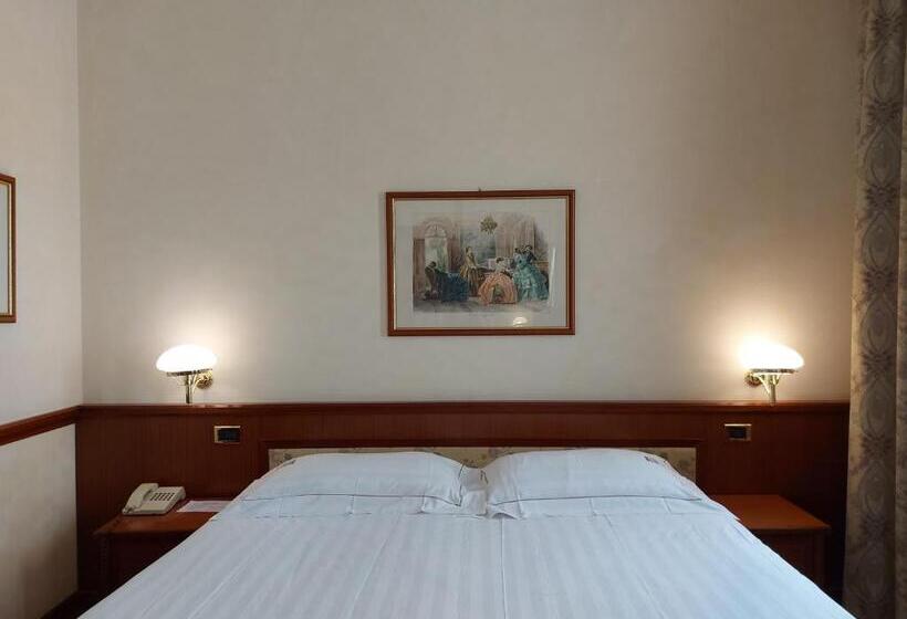 اتاق کلاسیک, Phi Hotel Dei Medaglioni