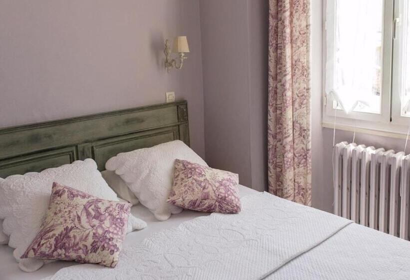 Семейный Номер, Hôtel Du Parc