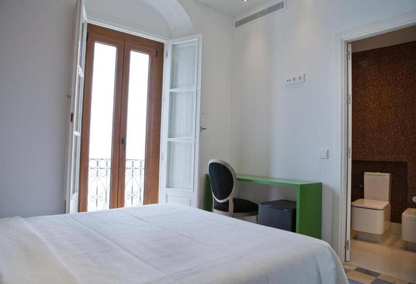 バルコニー付きスーペリアルーム, Hostal El Alojado De Velarde