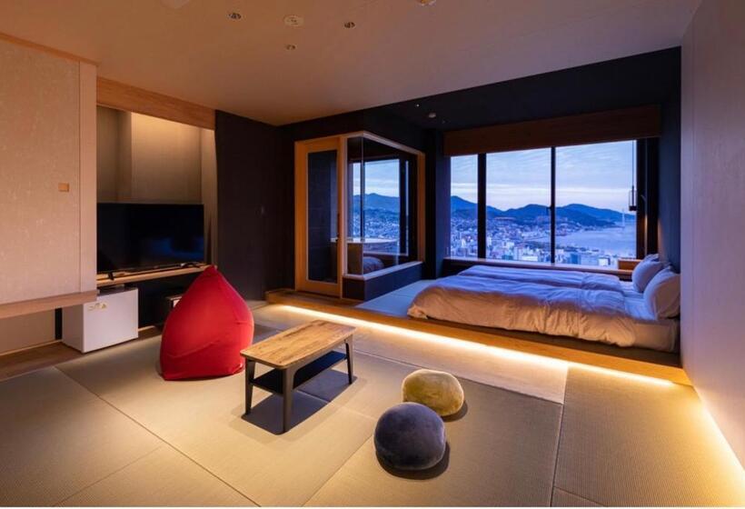 Четырехместный Номер Superior, Nagasaki