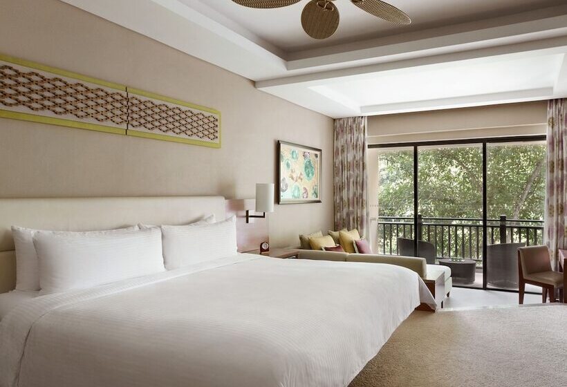 Номер Deluxe, Shangri La Rasa Ria, Kota Kinabalu