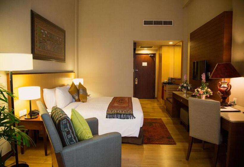 سوییت, Summit Parkview Yangon