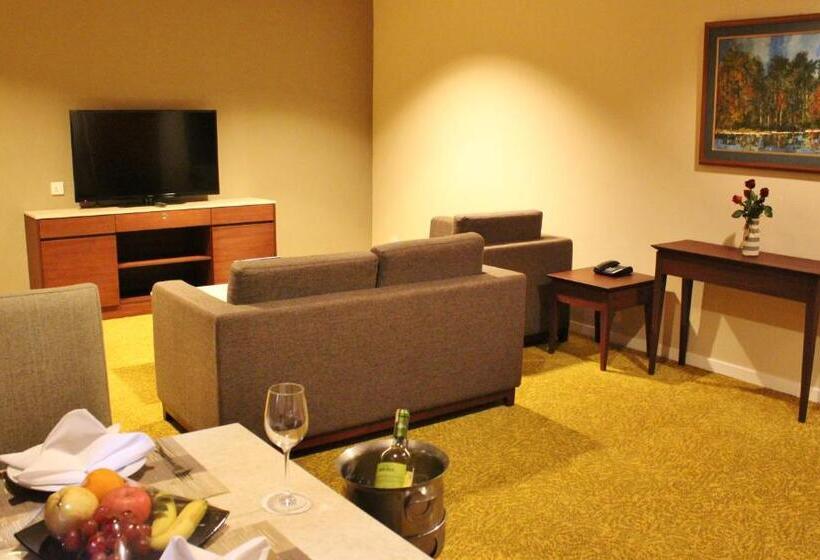 سوییت خانوادگی, Summit Parkview Yangon
