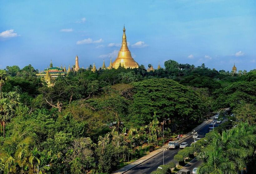اتاق لوکس, Summit Parkview Yangon