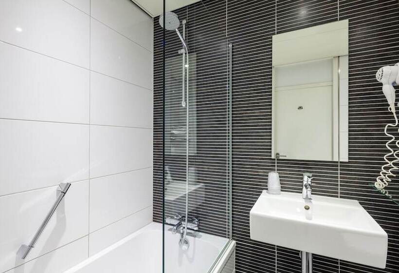 Номер Стандарт, Van Der Valk Hotel Rotterdam Nieuwerkerk