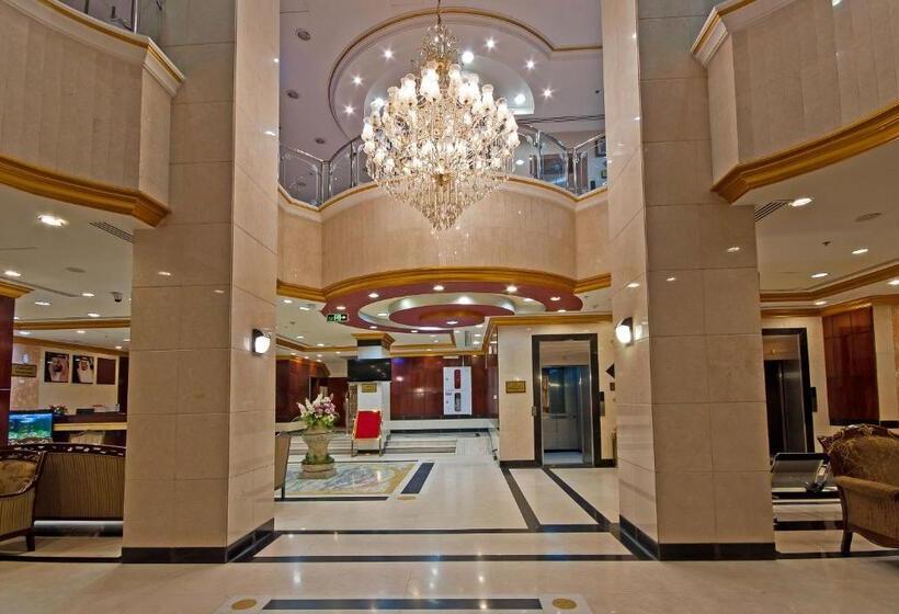 Quarto Triplo Estandar, Diyar Al Nakheel