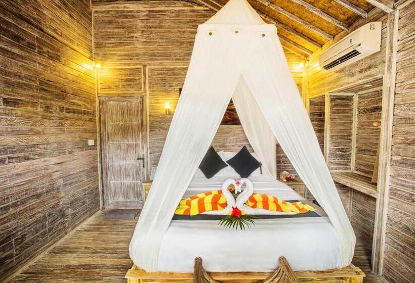 Номер Стандарт, The Syron Huts Lembongan
