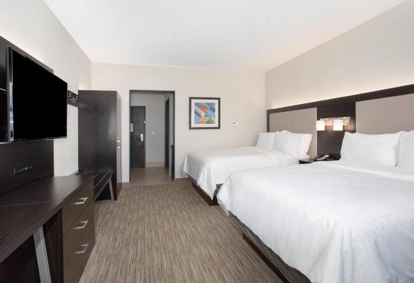 适合残疾人使用的标准间, Holiday Inn Express & Suites   Ely, An Ihg