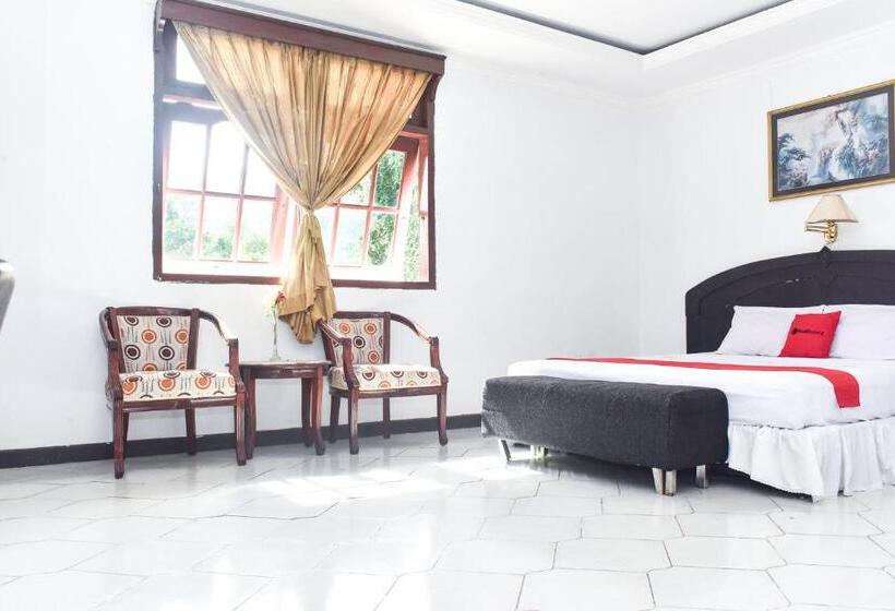 스위트, Reddoorz Plus @ Tirta Kencana