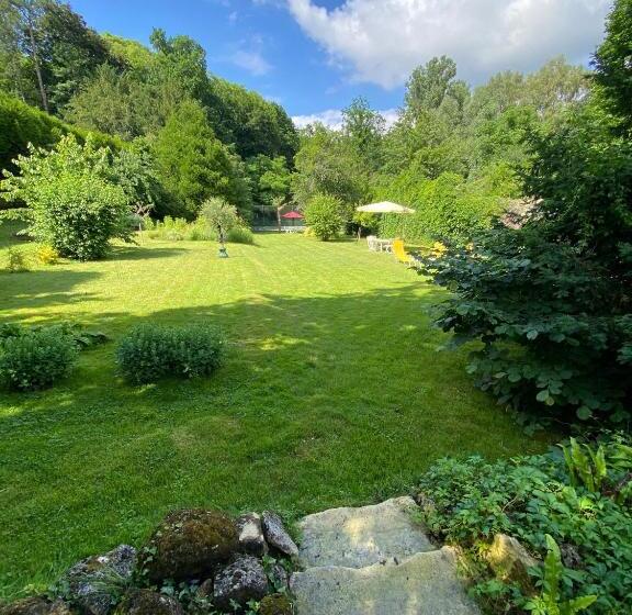 Дом 3 Спальни, Manoir Des Cavaliers  Bnb