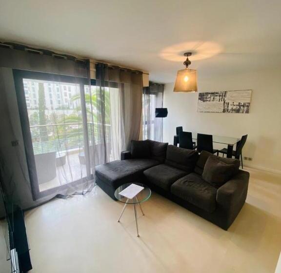 Apartamento Superior 1 Dormitório, Residence Carlton Riviera
