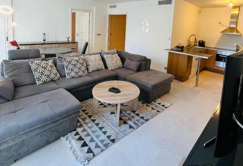 Apartamento 1 Dormitório, Residence Carlton Riviera