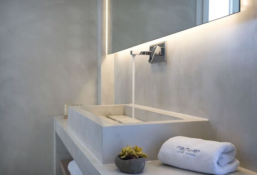 Studio Executive, Pasithea Suites