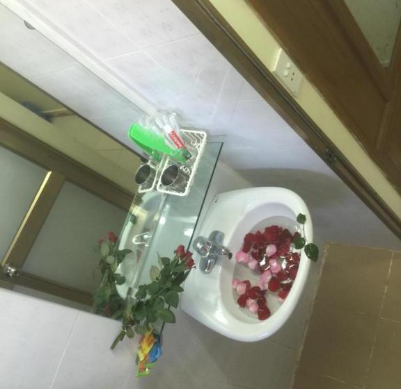 اتاق استاندارد با چشم‌انداز شهر, Thu Guest House