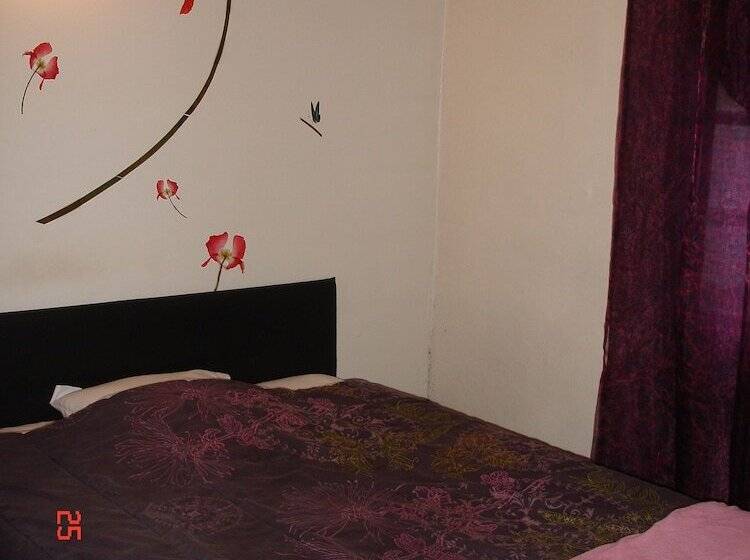 Номер Стандарт Индивидуальный, Hôtel De La Marmotte