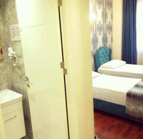 اتاق لوکس, By Historial Hotel Due