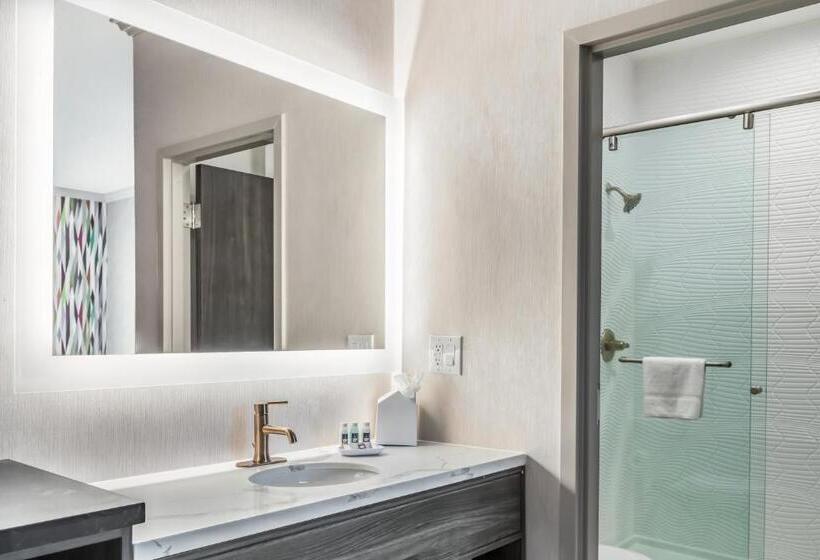 Suite, Signature San Francisco