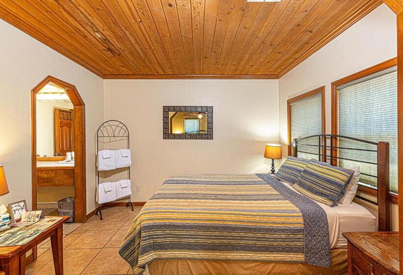 스위트, River Rock Inn