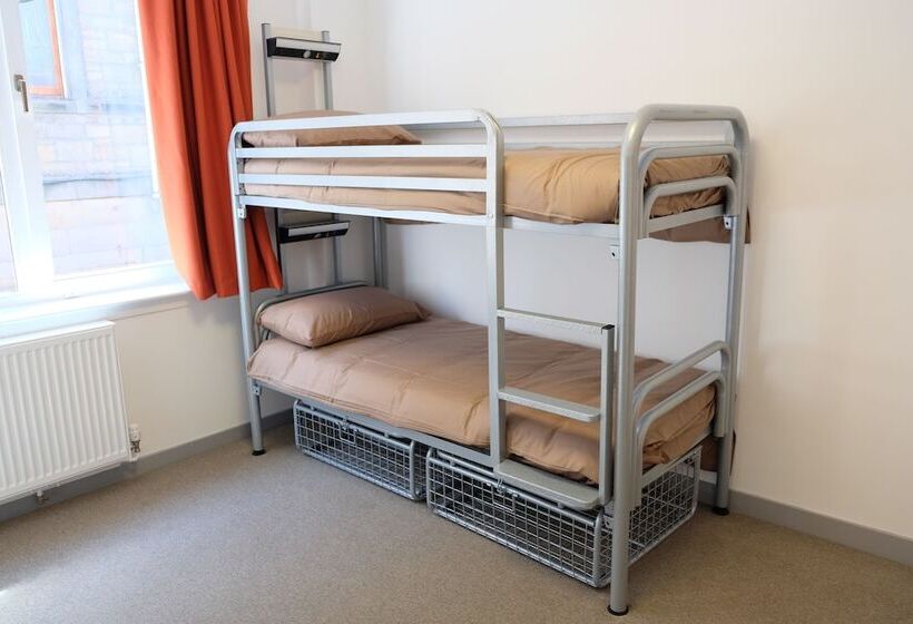 Кровать в Общей Комнате, Black Isle Hostel