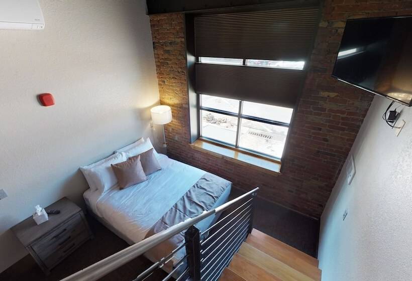 Номер Стандарт Адаптированный для Инвалидов, The Hotel Sturgis