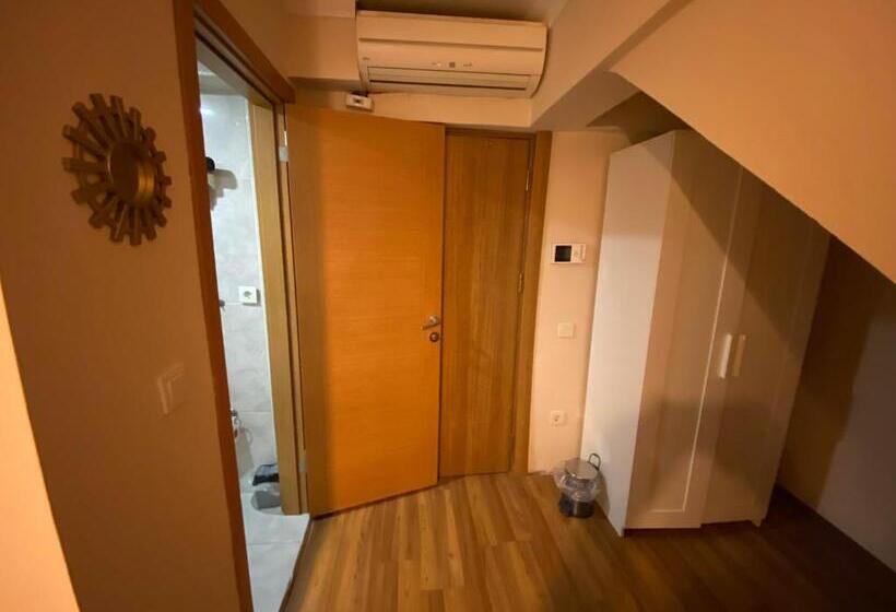 اتاق استاندارد, Konak Akaretler Suit