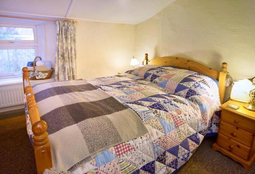 Семейный Номер, Vine Cottage