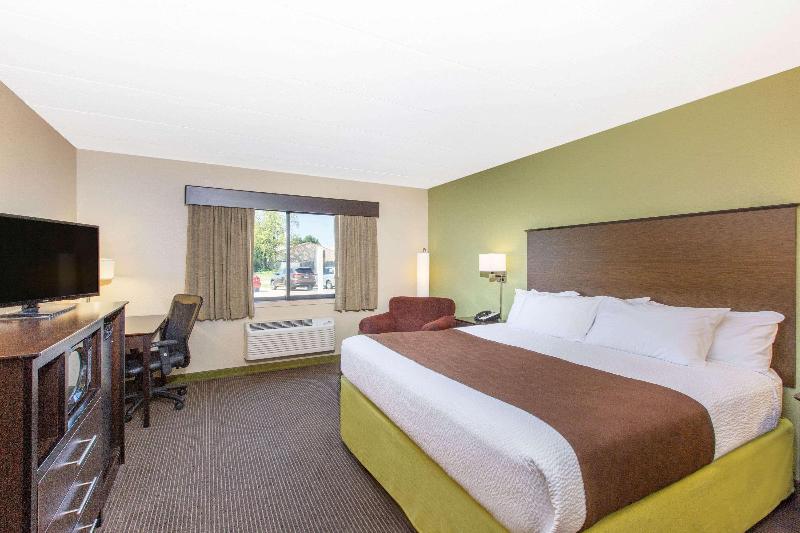 Номер Стандарт Кровать Кинг Адаптированный для Инвалидов, Hampton Inn Chula Vista Eastlake