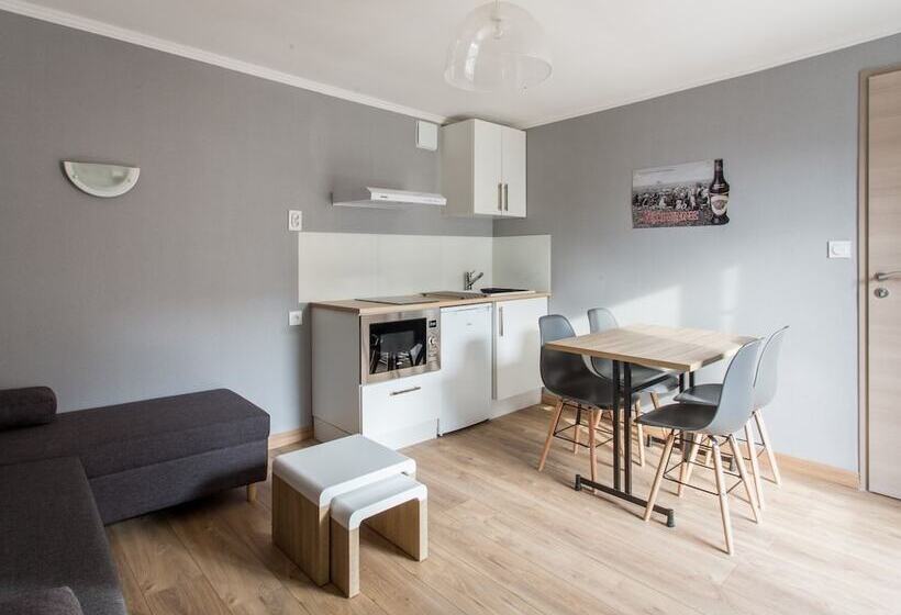 Люкс, Le Cotentin Appart Hôtels & Restaurant Le Cot