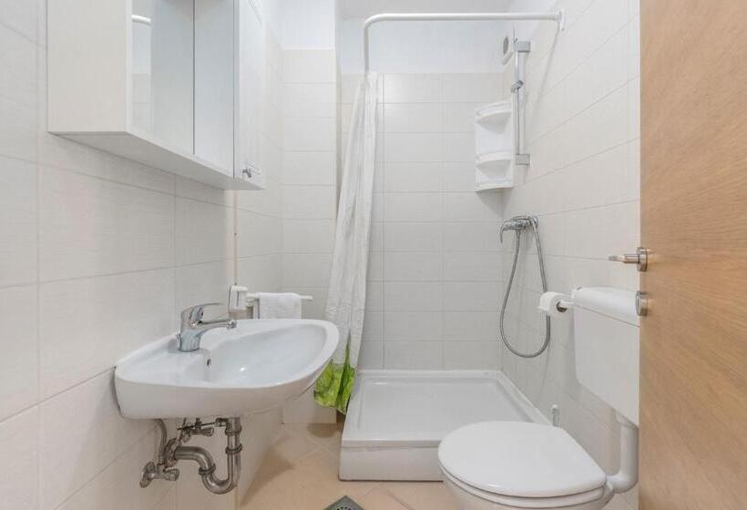 침실 3개 아파트, Apartments Stanko