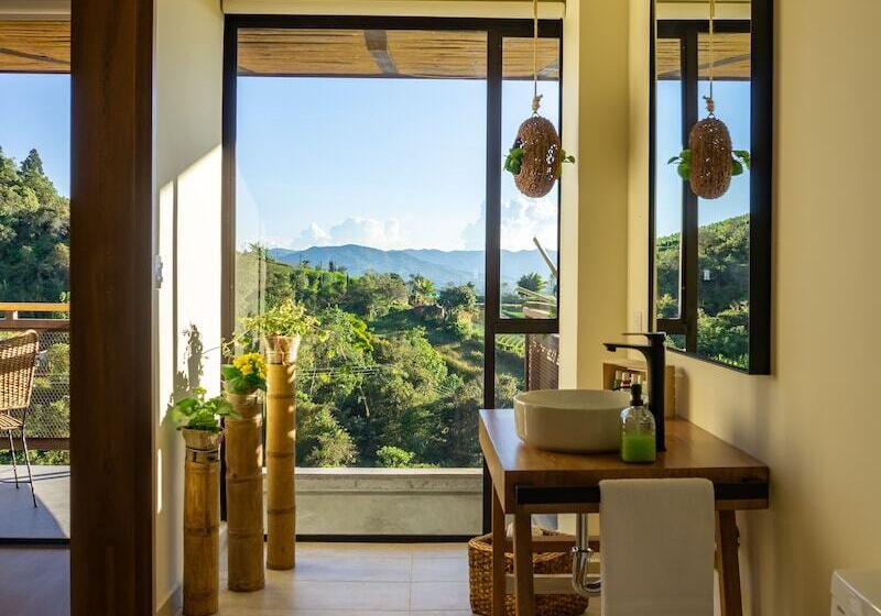 스탠다드 방갈로, Cannua Lodge