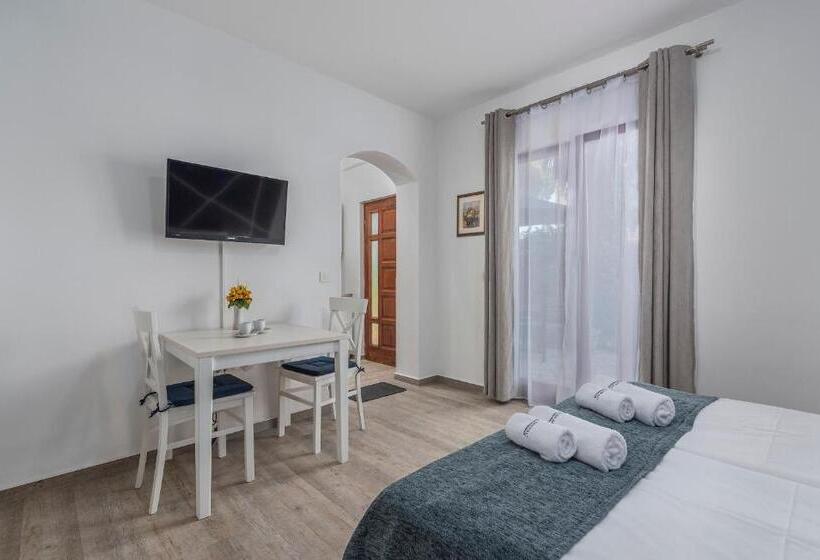 غرفة قياسية سرير كينج, Villa Ladavac B&b
