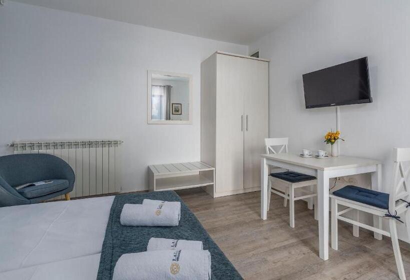 غرفة قياسية سرير كينج, Villa Ladavac B&b
